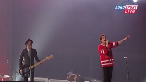 Simple Plan | Выступление на закрытии 21 Олимпийских игр