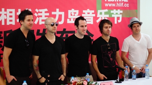 Simple Plan | 
Пресс-конференция в Китае