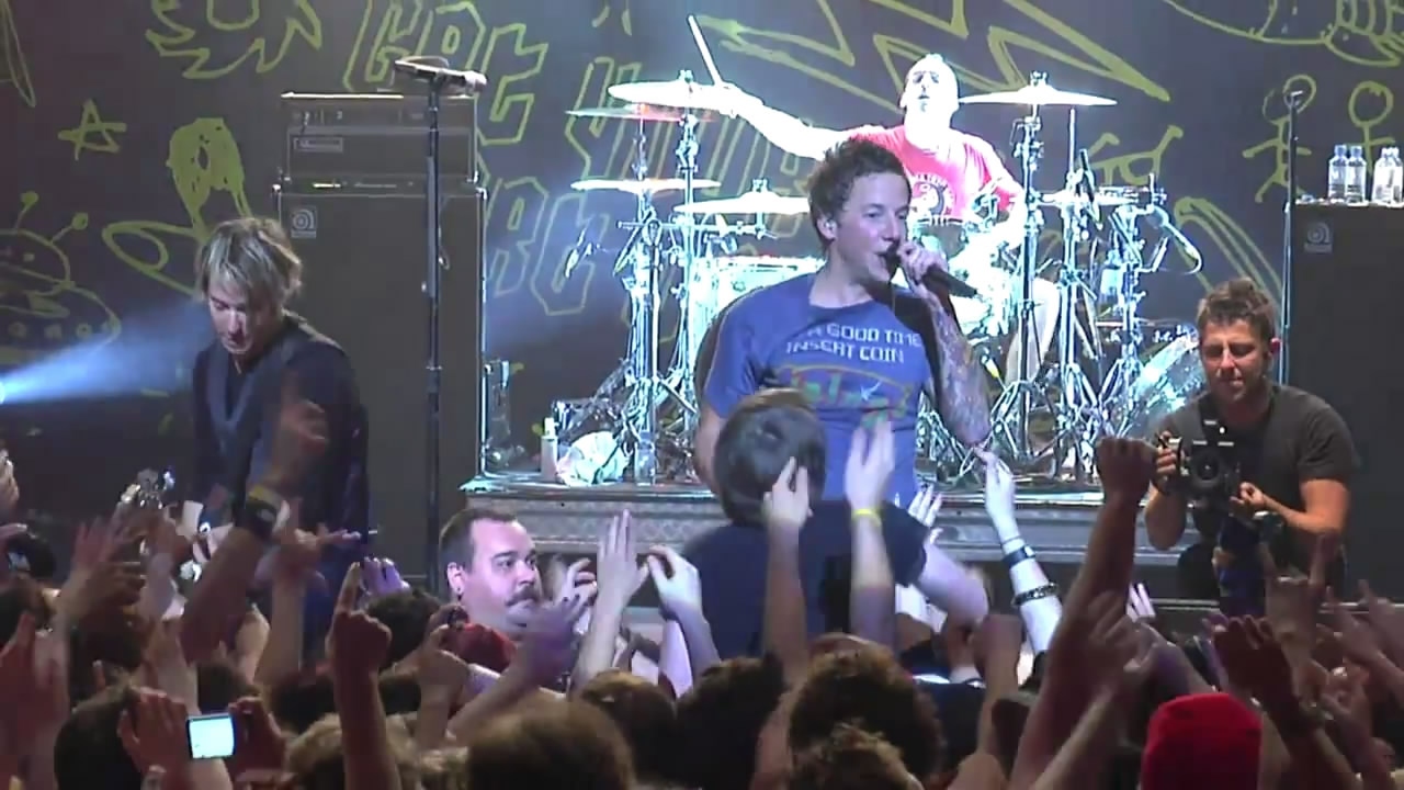 Simple Plan - I'd Do Anything (Live Melbourne, 
04.10.2011)